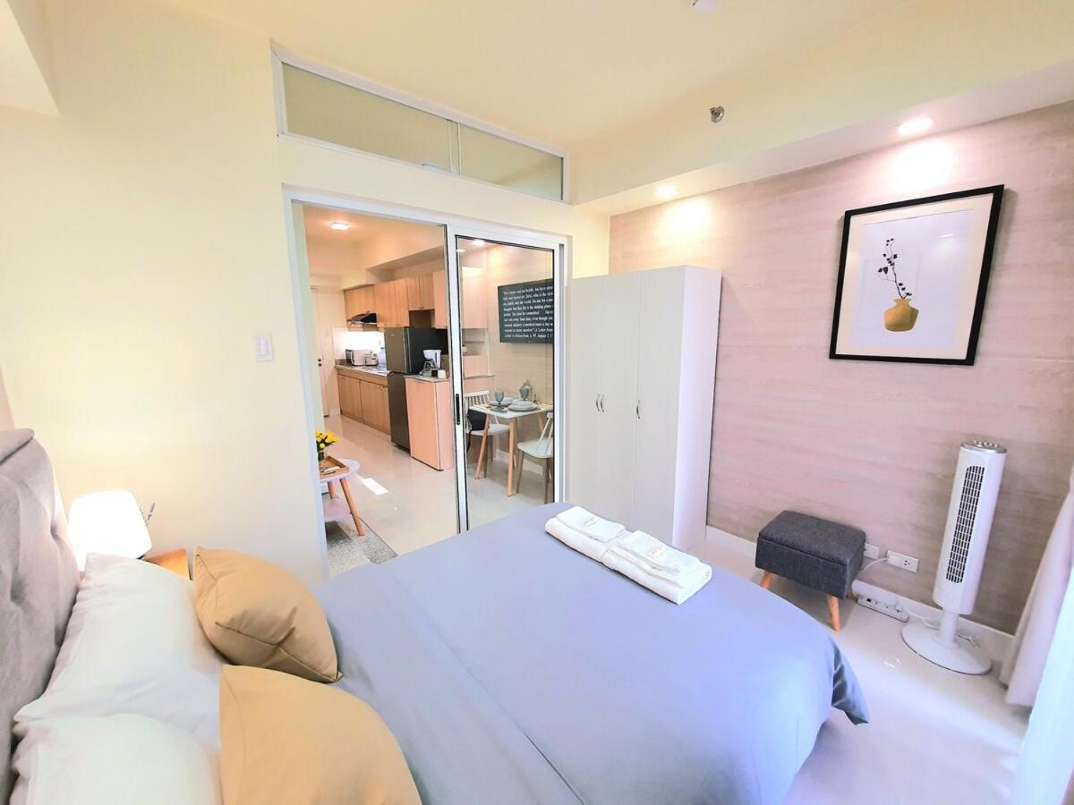 Lovely, Cozy One Bedroom With Wi-fi Pool In Pasig Manila