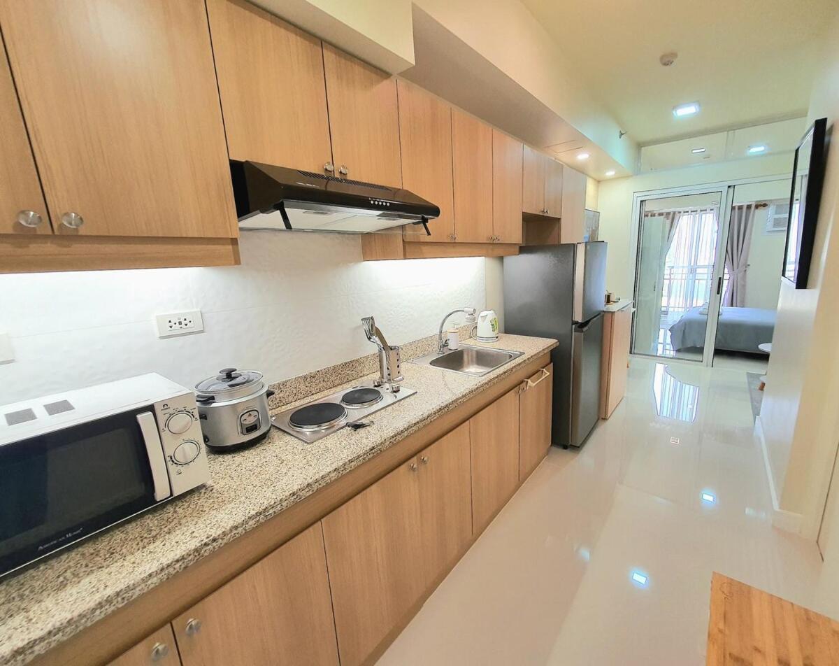 Lovely, Cozy One Bedroom With Wi-fi Pool In Pasig Apartment *