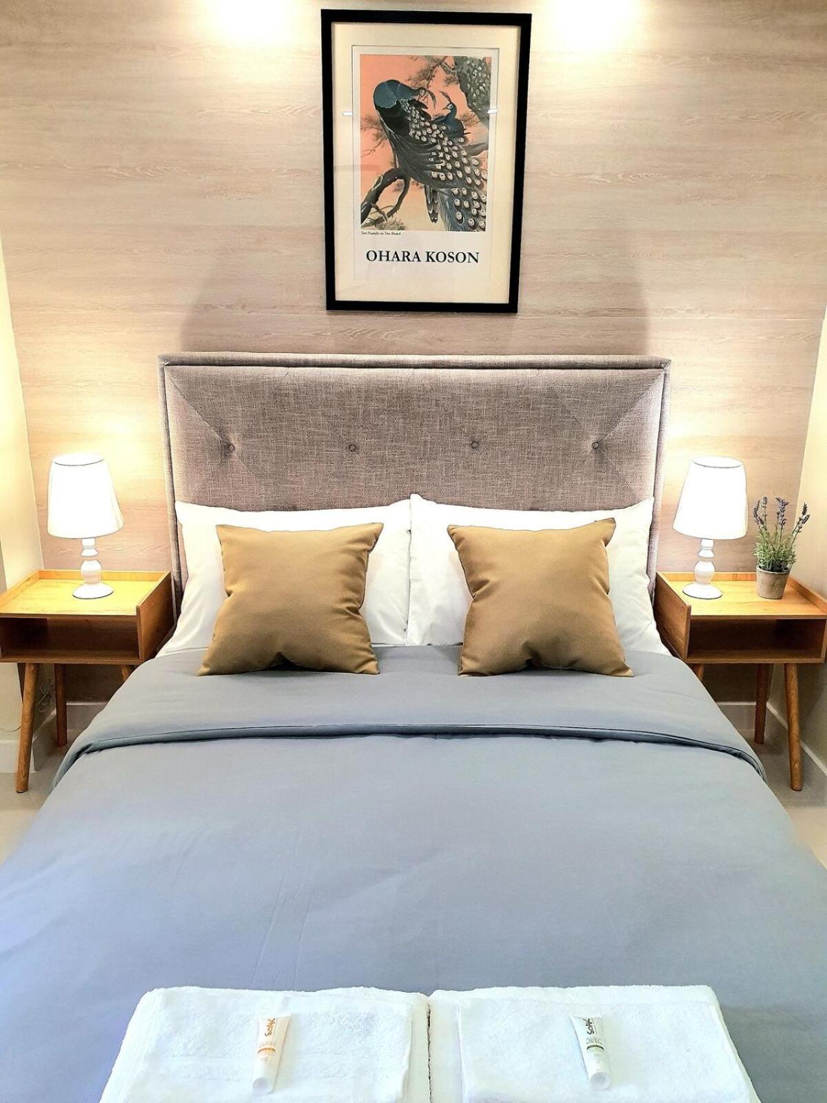 Lovely, Cozy One Bedroom With Wi-fi Pool In Pasig *